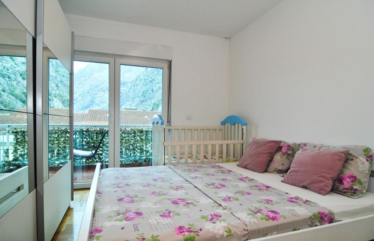 Apartment Luka & Sons Котор Екстер'єр фото